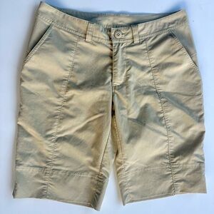 Patagonia Women's Beige Tan Hiking Shorts Pants, 2, EUC